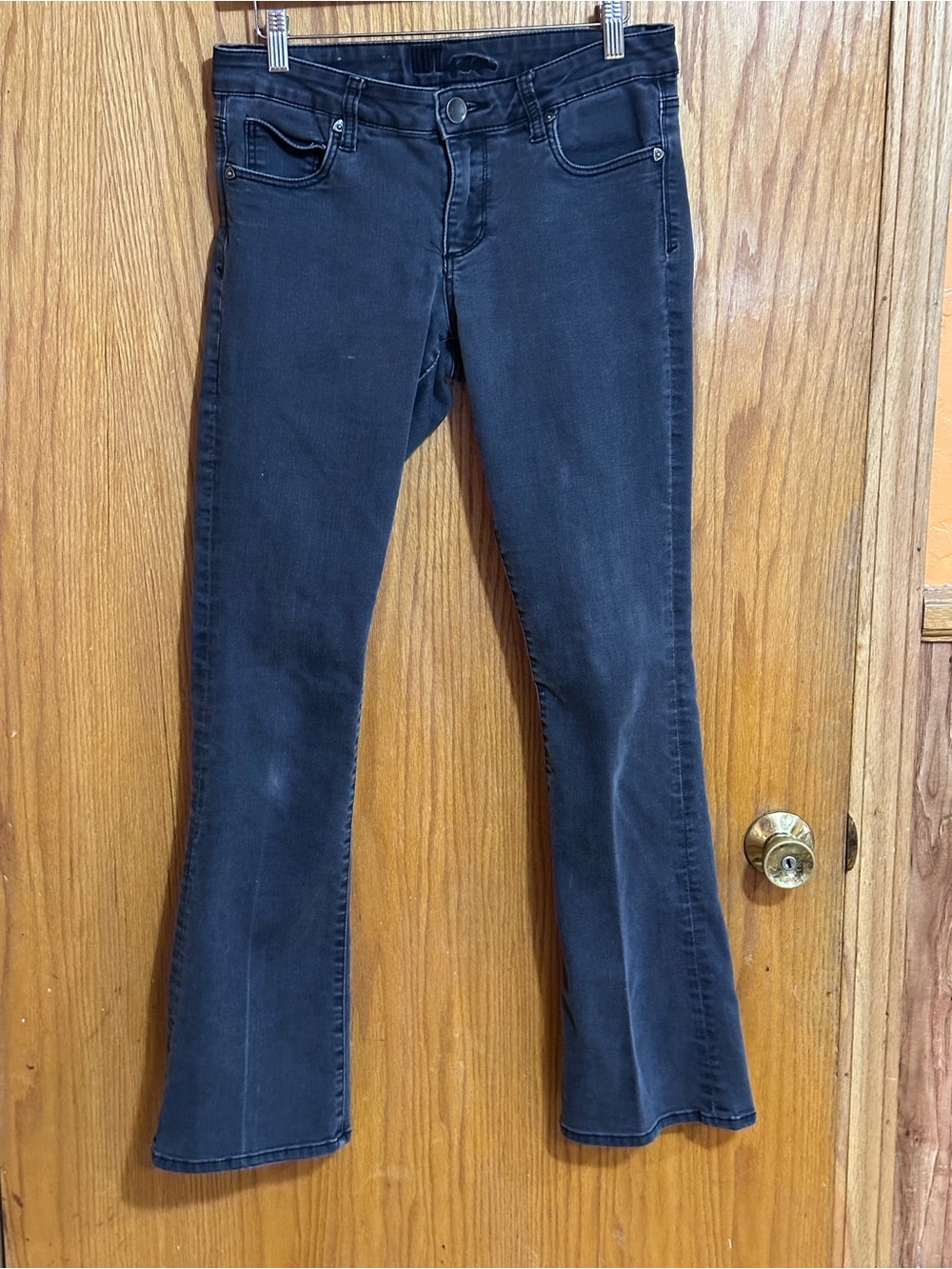 Kut‎ from the Kloth Black bootcut sz 6 Jeans